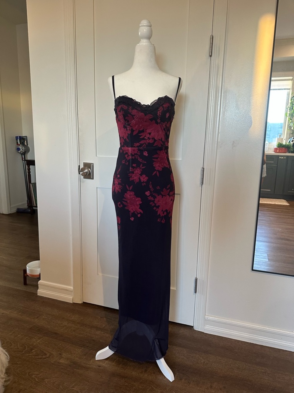 Elegant Black Evening Slip Dress with Burgundy Floral Lace